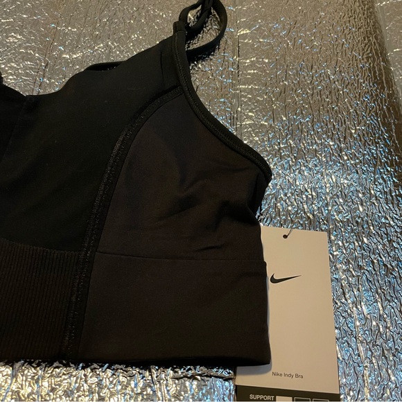 New Nike Indy Sports Bra - Picture 3 of 10